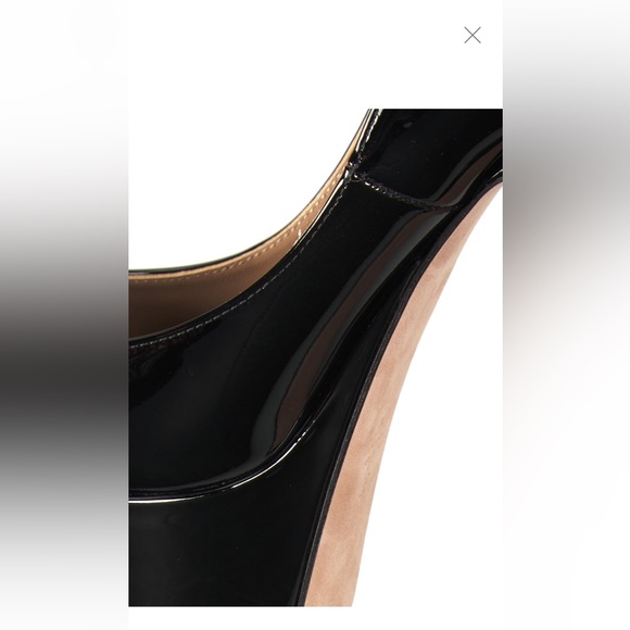 Valentino Garavani Tan-Go Platform Pumps - Picture 5 of 10